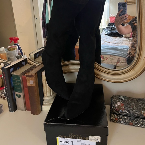 Vintage | Donald J Pliner Elisa3 Suede Elastic Knee Boots!! - Picture 7 of 10